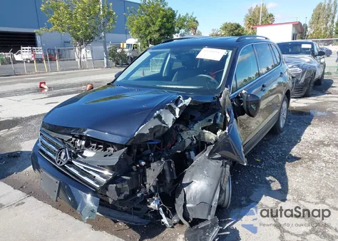 2019 Volkswagen Tiguan 2.0T Se/2.0T Sel/2.0T Sel R-Line/2.0T Sel R-Line Black from USA, damaged, VIN 3VV2B7AX3KM107763